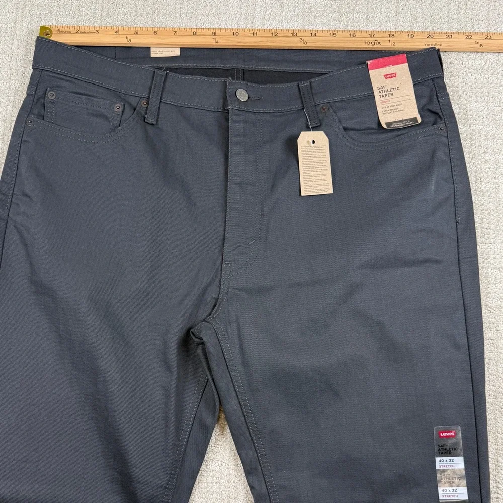 Levis item new